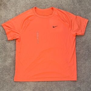 Nike Men's Bright Orange Short Sleeve Tee dry fit activewear